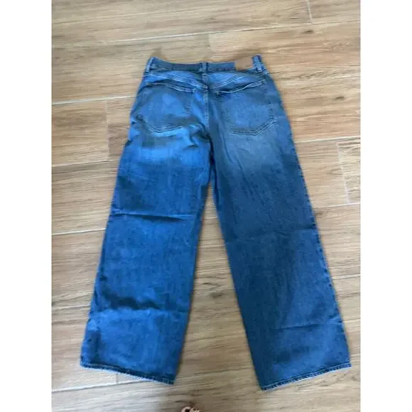 Madewell super wide leg jeans size 31
